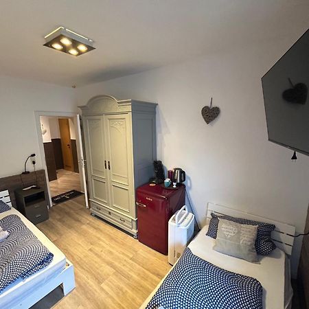 Hotel Waldhorn シュトゥットガルト エクステリア 写真