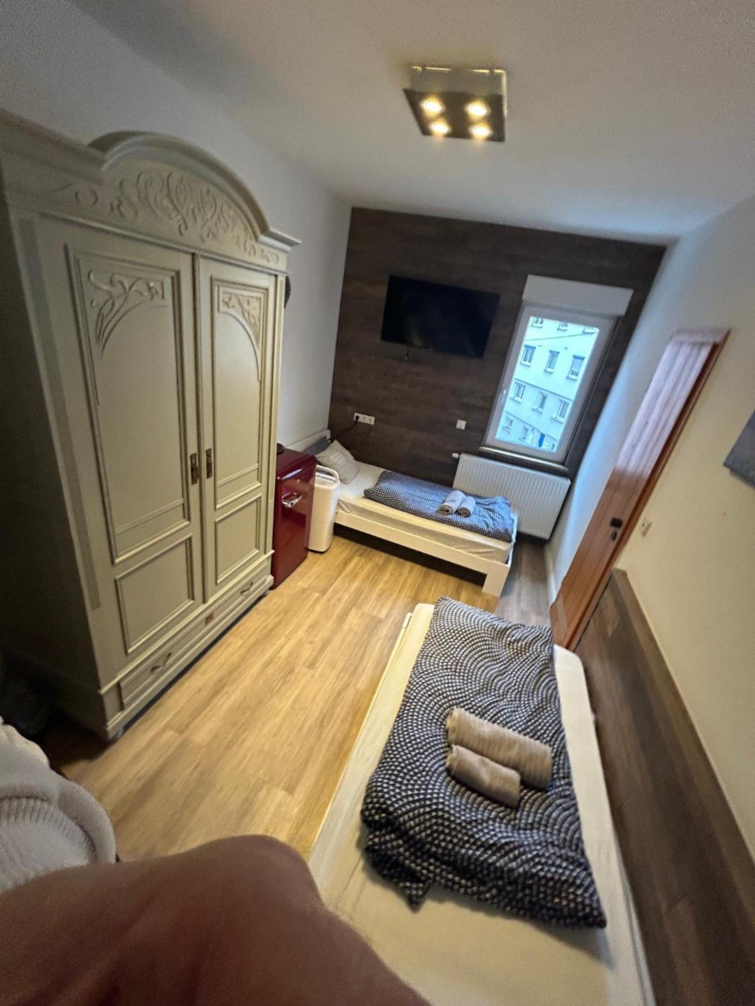 Hotel Waldhorn シュトゥットガルト エクステリア 写真